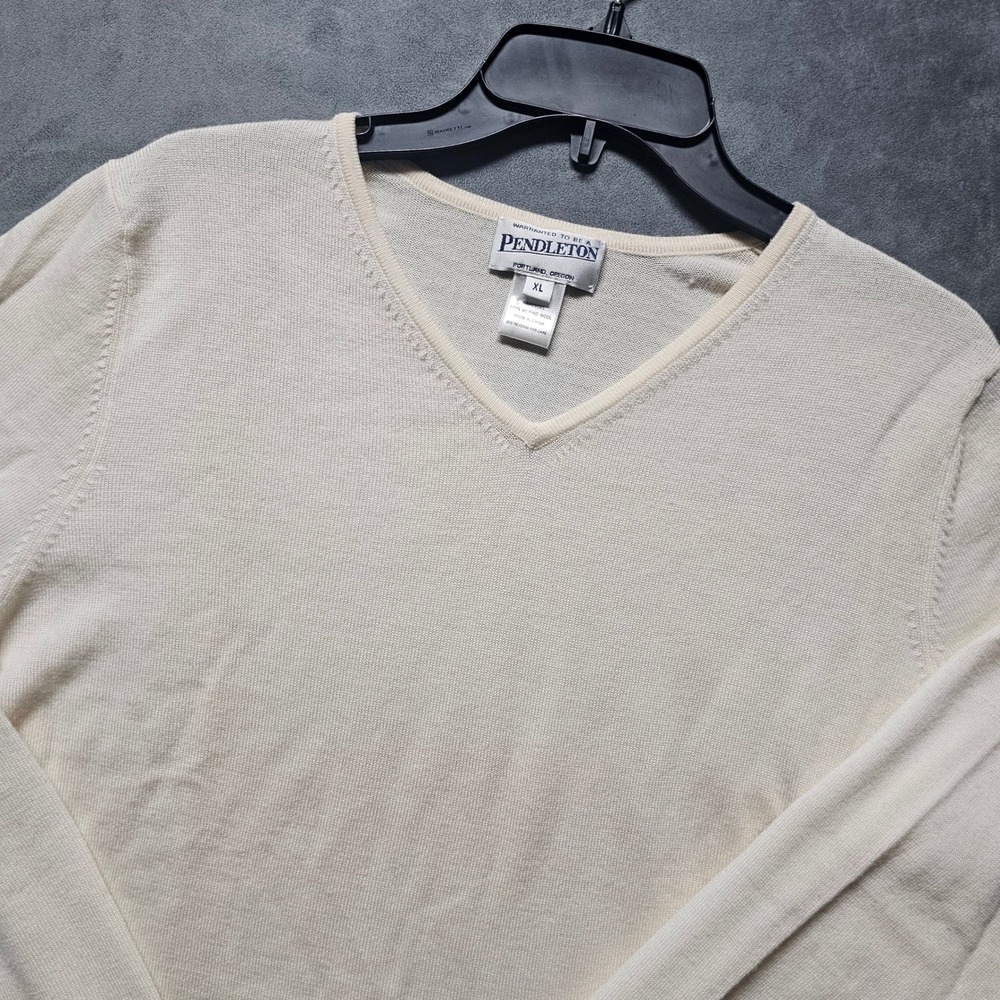 Pendleton Womens XL Cream 100% Merino Wool V-Neck Long Sleeve Knit Sweater J018